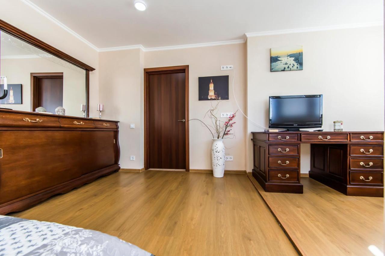 Super Comfort Flat For You Near The Metro. Kyiv Exterior foto