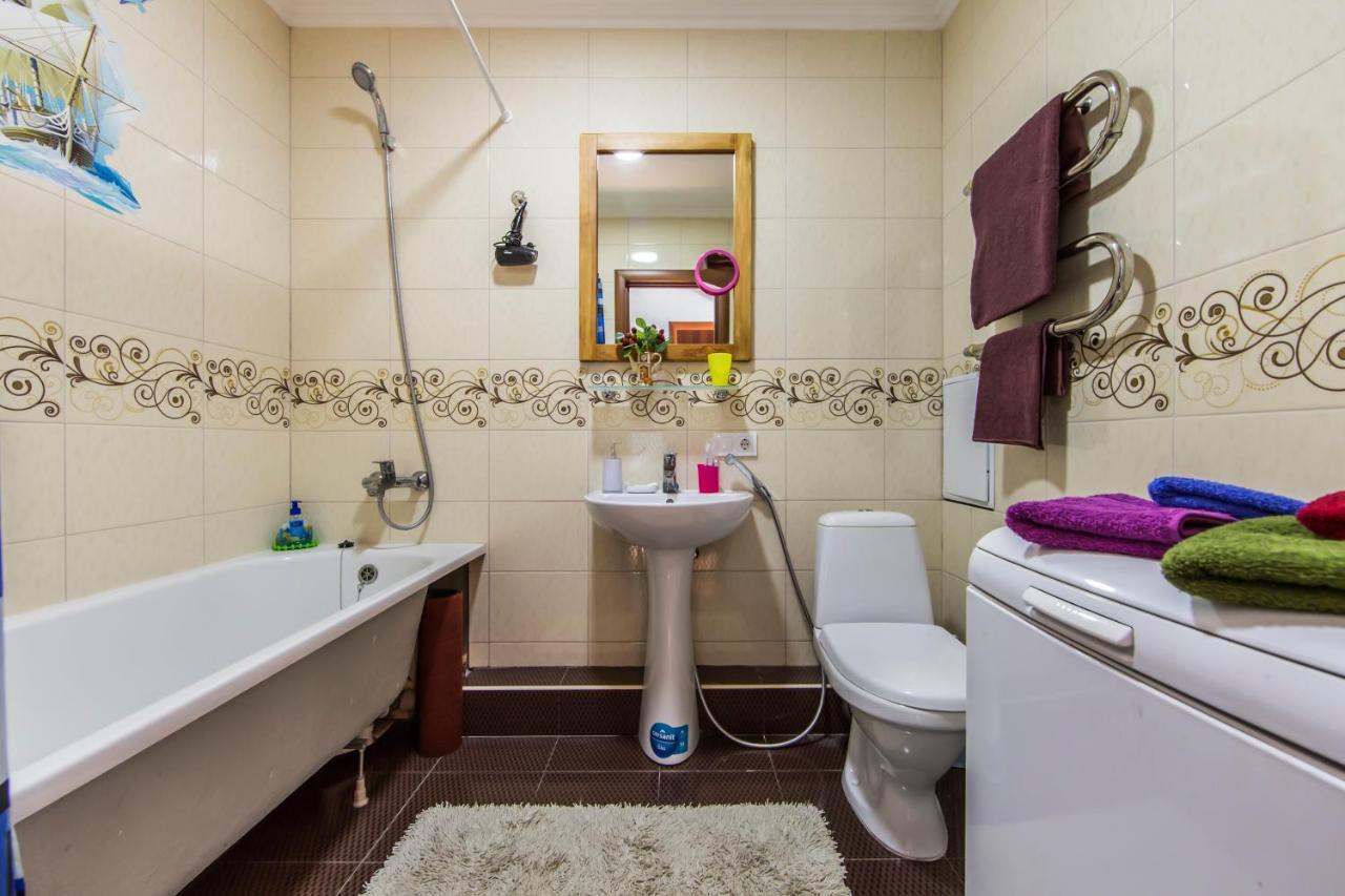 Super Comfort Flat For You Near The Metro. Kyiv Exterior foto